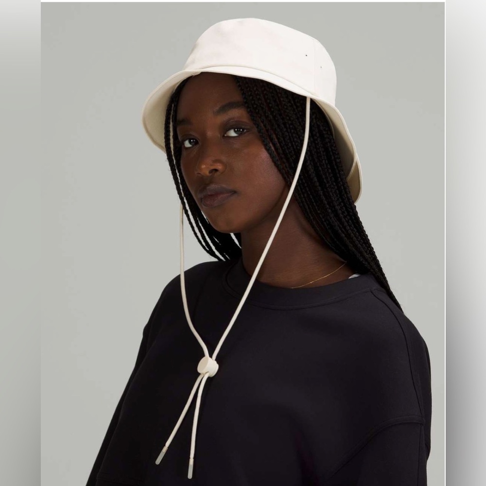 Lululemon Wide-Brim Bucket Hat with Strap in White Opal - Picture 2 of 8